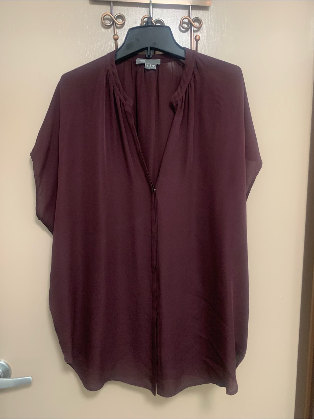 Vince Top Blouse Tunic 100% Silk V-Neck Size L Plum Color